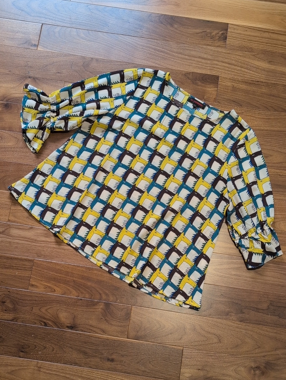 Geometric Horse Print Gathered Sleeve Womens Top in Yellow, Purple & Teal